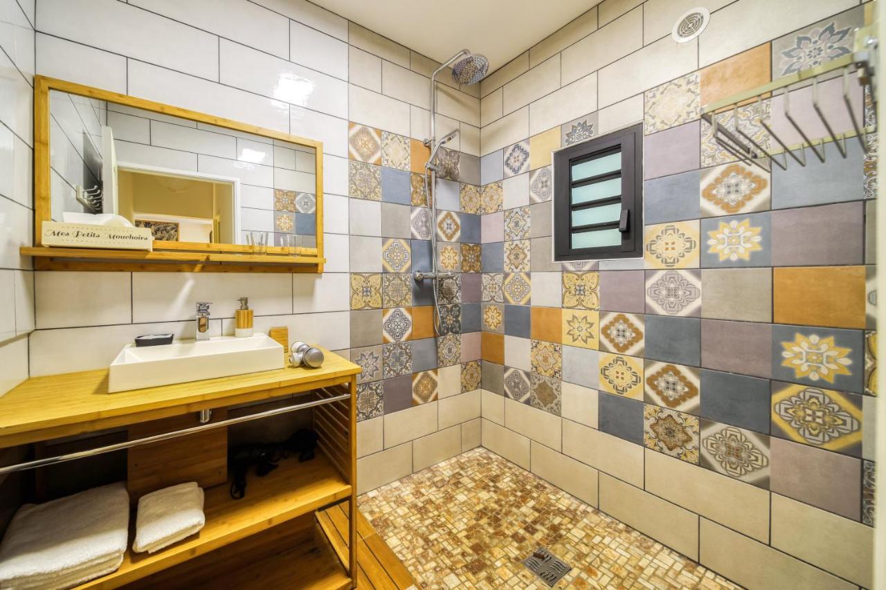 Poivre Et Citronnelle Bed & Breakfast ซานต์-อองเดร ภายนอก รูปภาพ