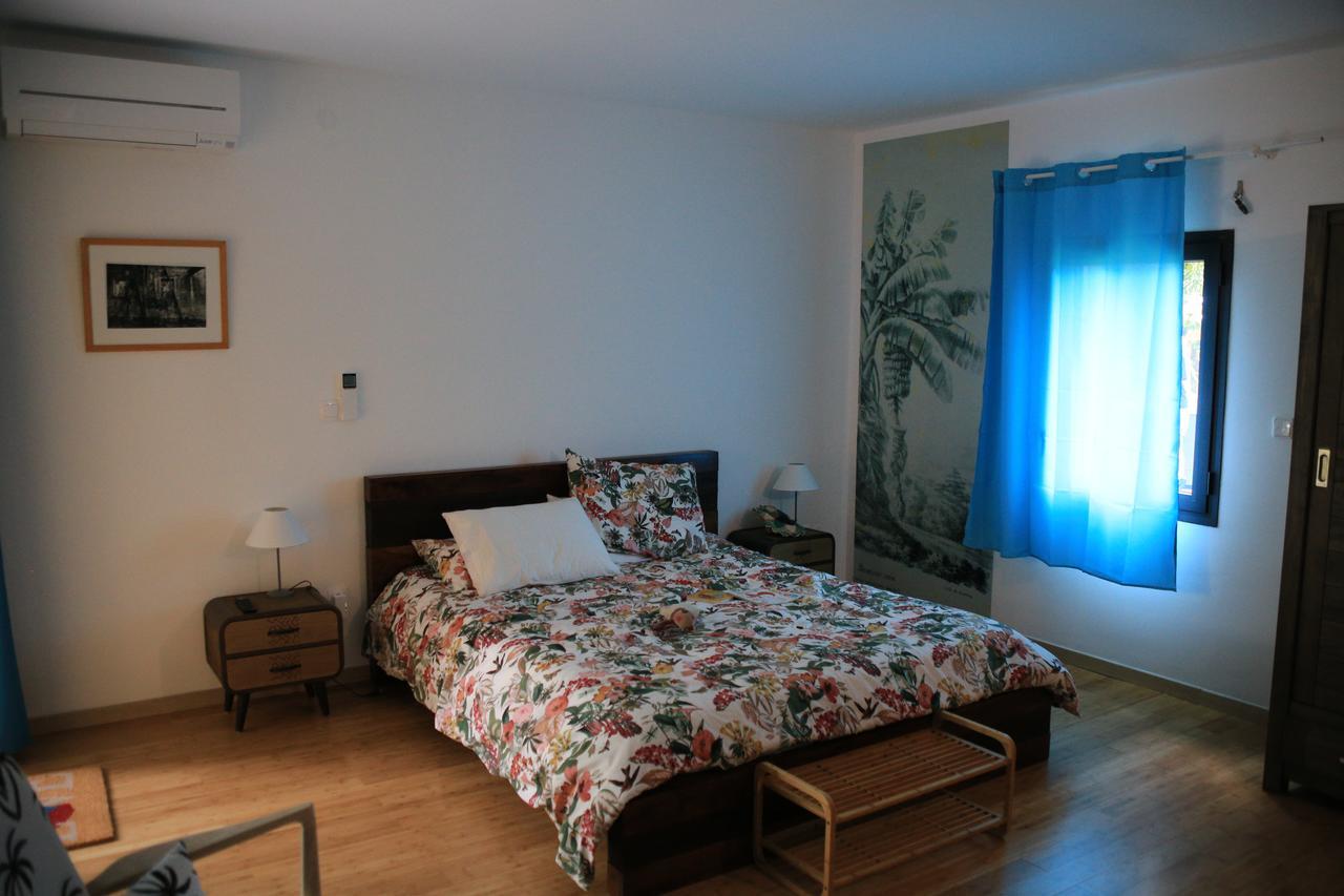 Poivre Et Citronnelle Bed & Breakfast ซานต์-อองเดร ภายนอก รูปภาพ
