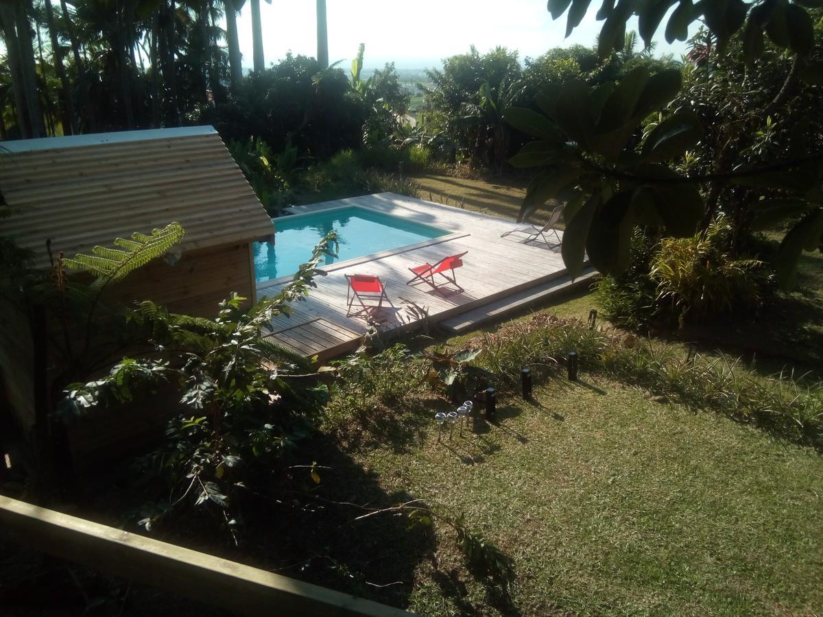 Poivre Et Citronnelle Bed & Breakfast ซานต์-อองเดร ภายนอก รูปภาพ